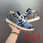 有名人同型 スニーカー